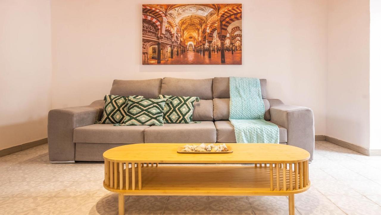 Apartamentos Miguel De Cervantes Centro Κόρδοβα Εξωτερικό φωτογραφία